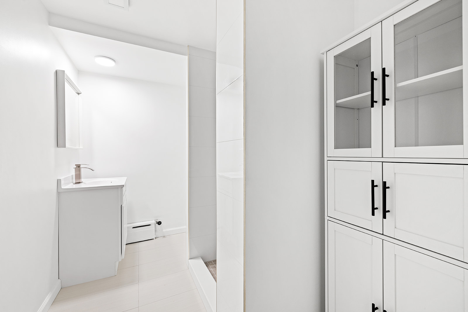 166 Congress Street, Unit A Brooklyn, NY 11201 - Photo 3 of 9 a view of bathroom
