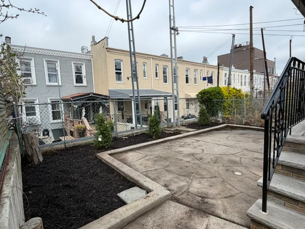 $6,000 | 18-61 Dekalb Avenue, Unit 1 | Ridgewood