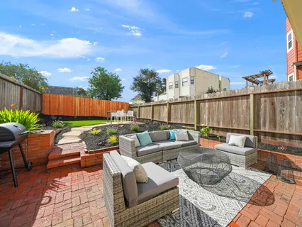 $1,595,000 | 3427-3429 Lincoln Way, San Francisco, CA 94122