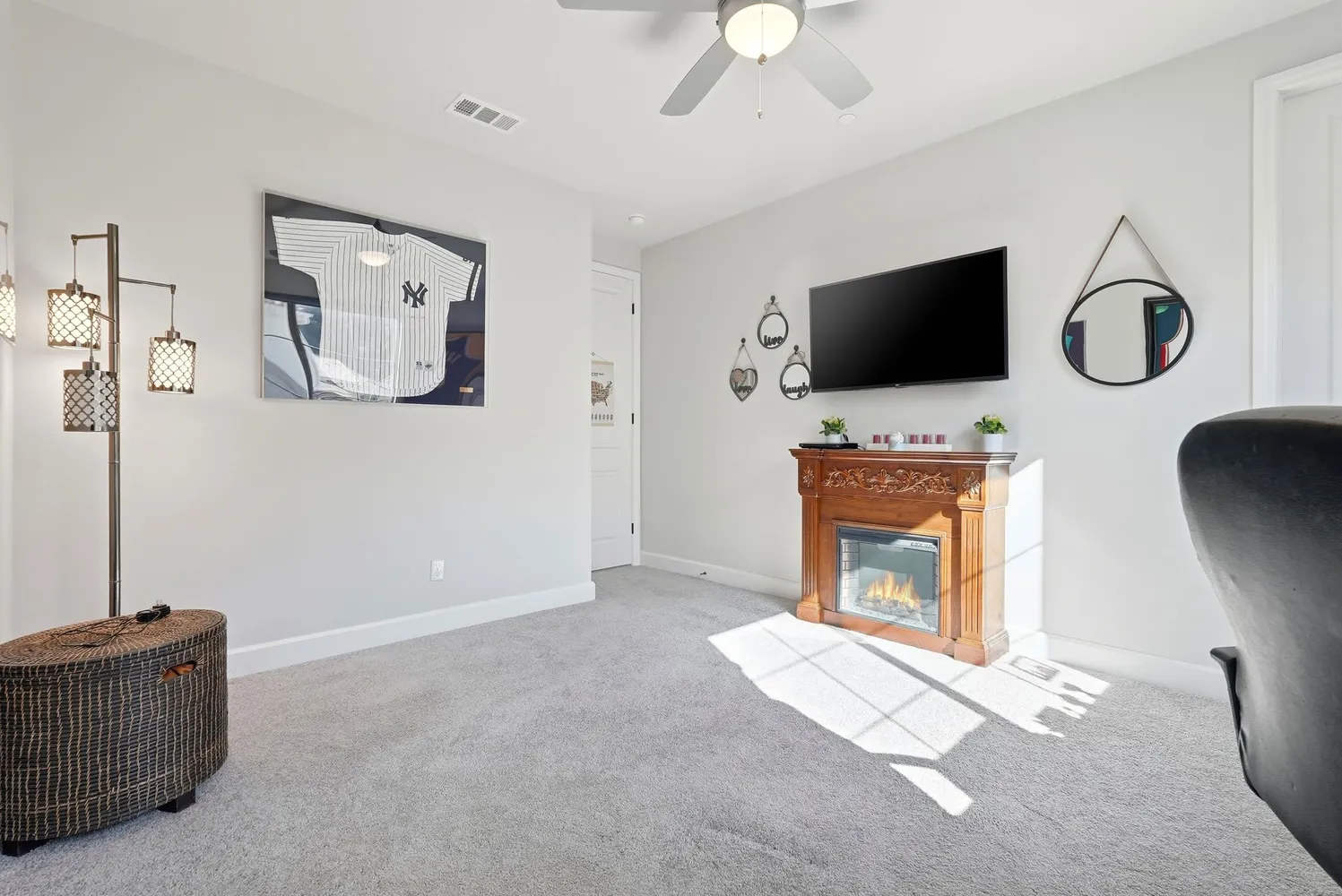 $1,779,000 | 8273 Clear Sky Way, West Hills, CA 91304