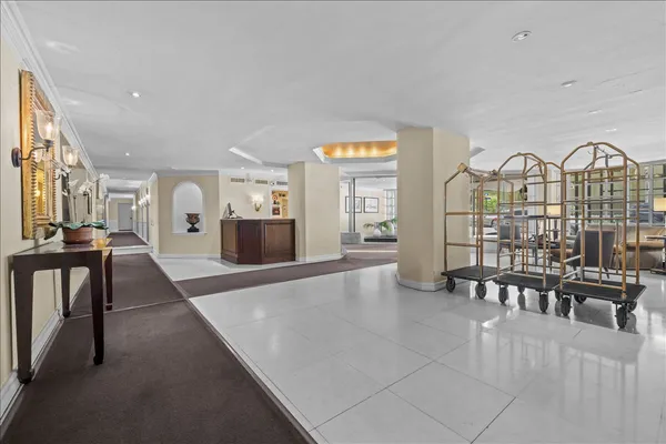 $375,000 | 1175 York Avenue, Unit 1K | Lenox Hill