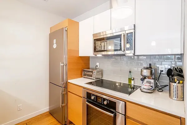 $4,900 | 585 6th Avenue, Unit 2A | Park Slope