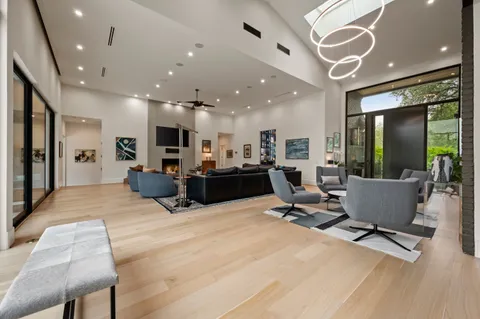 $2,600,000 | 3907 Fox Glen Drive, Irving, TX 75062