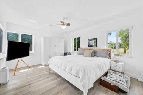 $999,999 | 409 North 14th Avenue, Hollywood, FL 33020