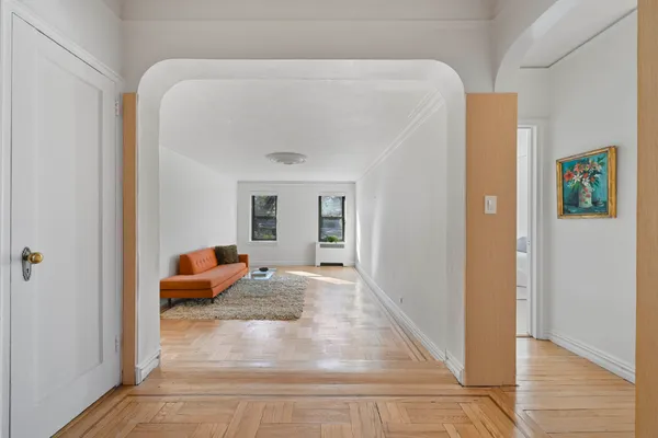 $295,000 | 4445 Post Road, Unit 5B | Fieldston