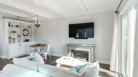 $549,000 | 5510 Driftwood Street, Unit 4, Oxnard, CA 93035