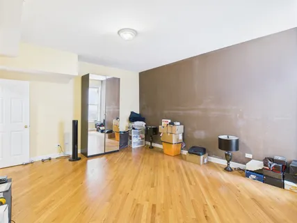 $345,000 | 5237 South Michigan Avenue, Unit 2N, Chicago, IL 60615