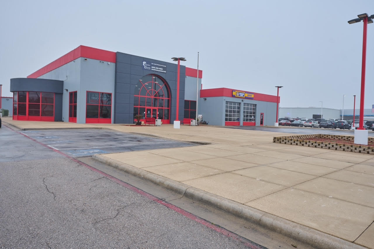 1902 East Central Texas Expressway Killeen, TX 76542 - Photo 23 of 61 a front view of multi story residential apartment building