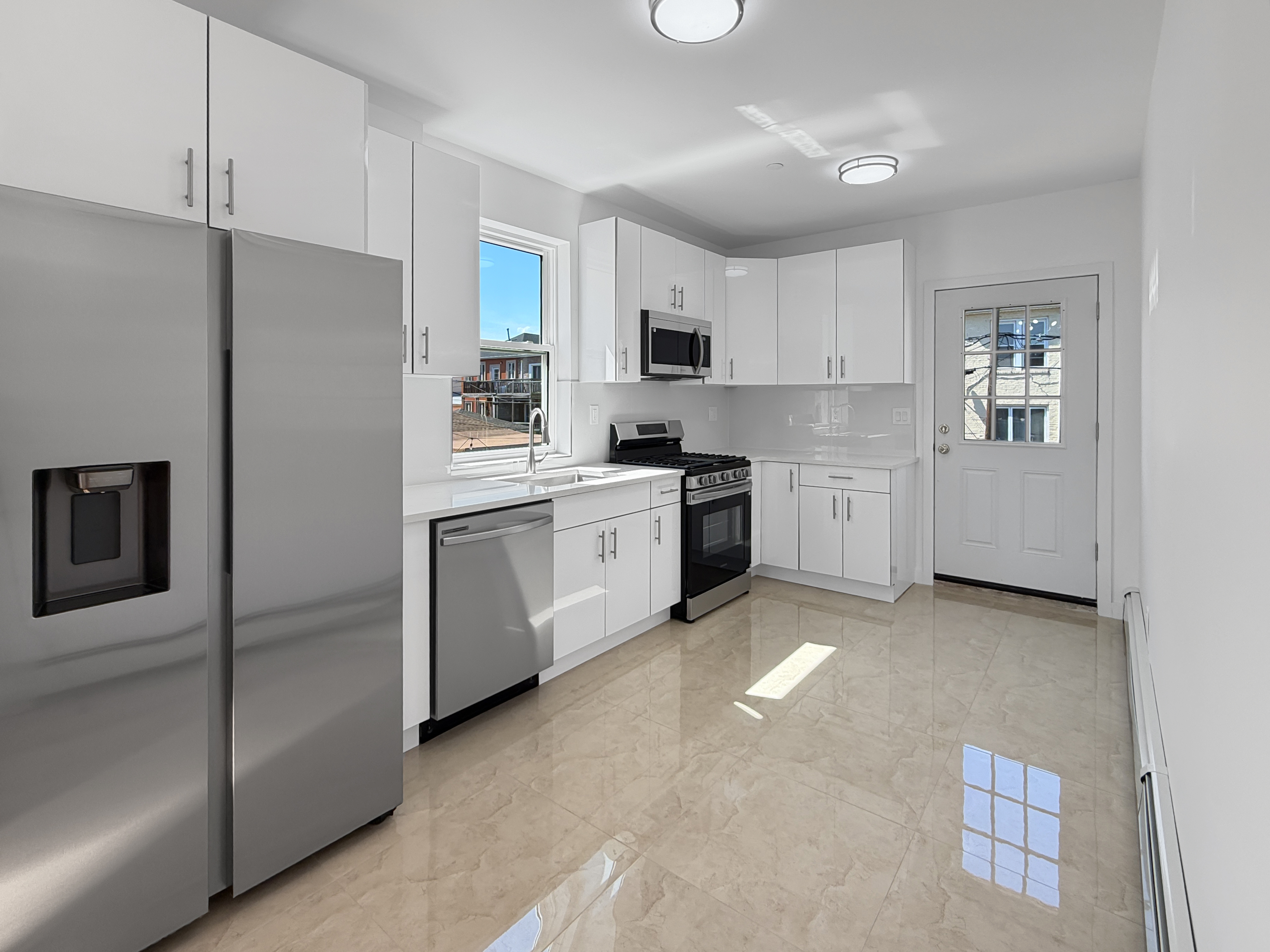 3737 Cypress Avenue Brooklyn, NY 11224 - Photo 4 of 19
