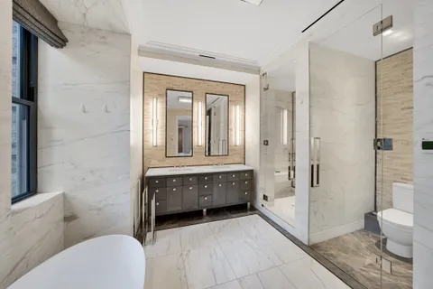 $5,999,000 | 235 West 75th Street, Unit 423 | Upper West Side