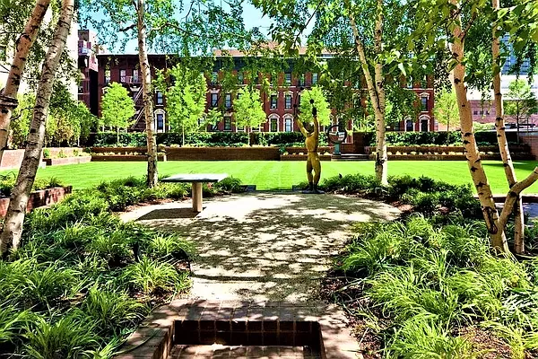 515 East 72nd Street, Unit 9J Manhattan, NY 10021 - Photo 15 of 17 a view of a park with large trees