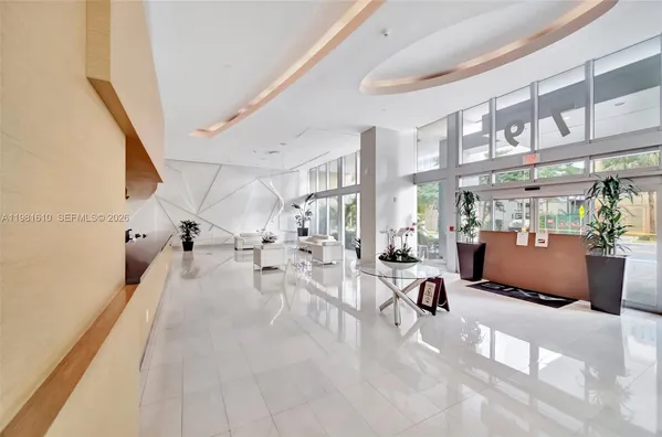 $680,000 | 79 Southwest 12th Street, Unit 2201S, Miami, FL 33130