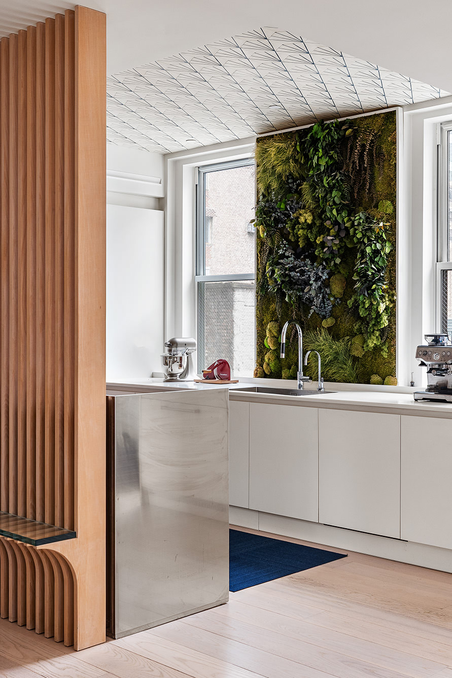 24 West 30th Street, Unit 7 Manhattan, NY 10001 - Photo 8 of 13 a bathroom with a window and a sink