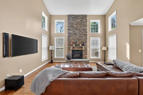 $1,400,000 | 6200 Guilford Drive, Alexandria, VA 22310