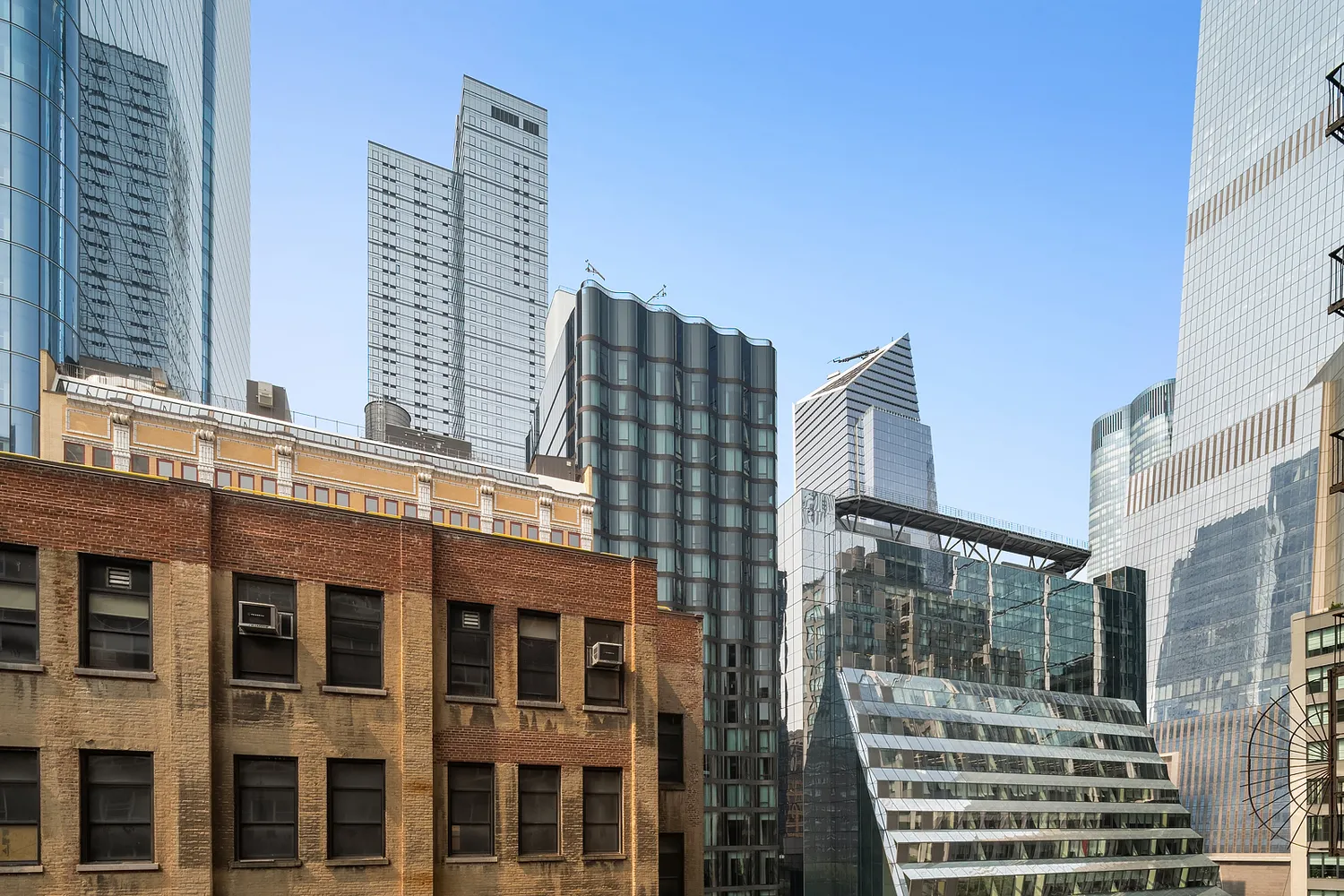 $3,500 | 430 West 34th Street, Unit 7A | Hudson Yards