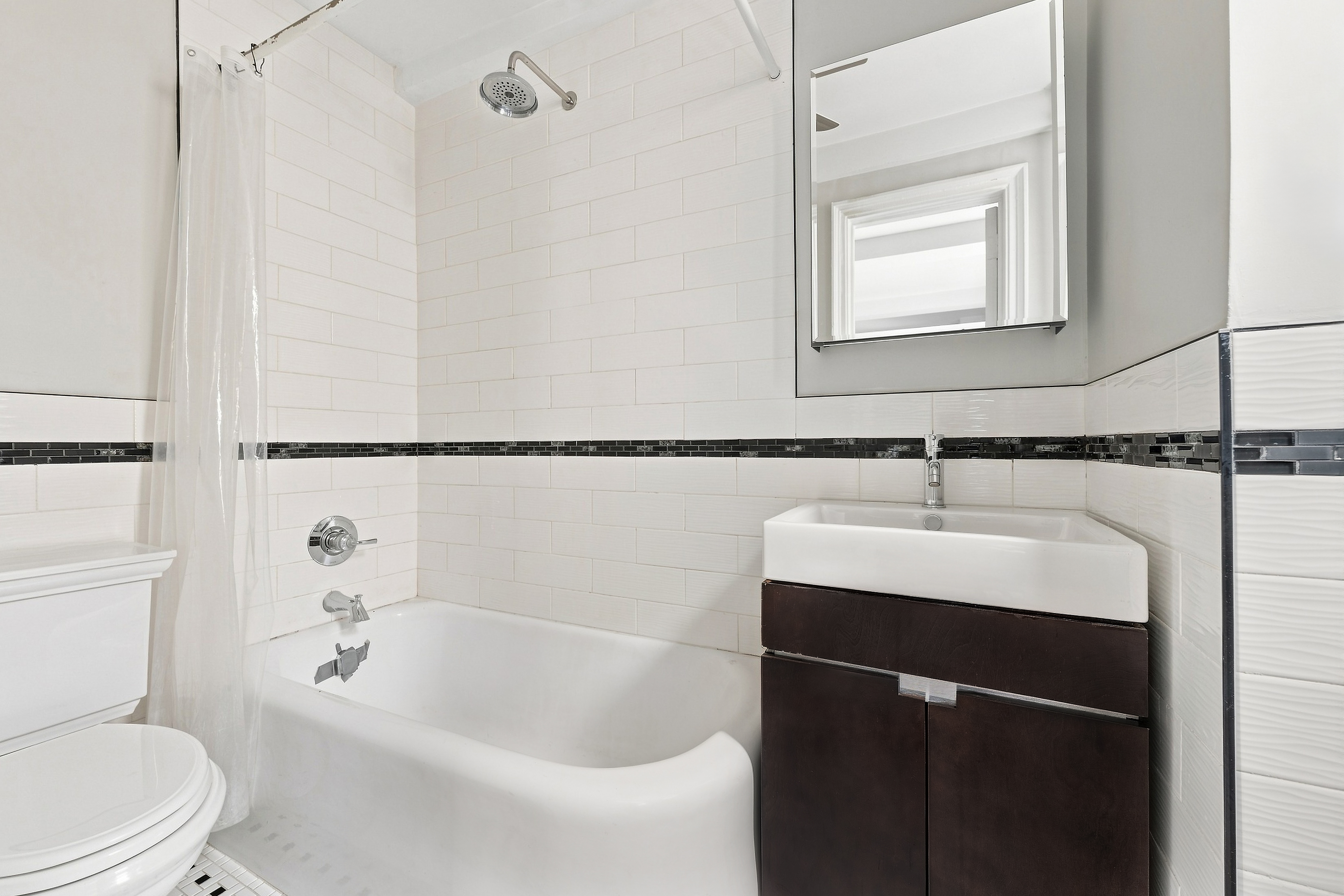 321 East 54th Street, Unit 3D Manhattan, NY 10022 - Photo 5 of 7 Gallery Image 5