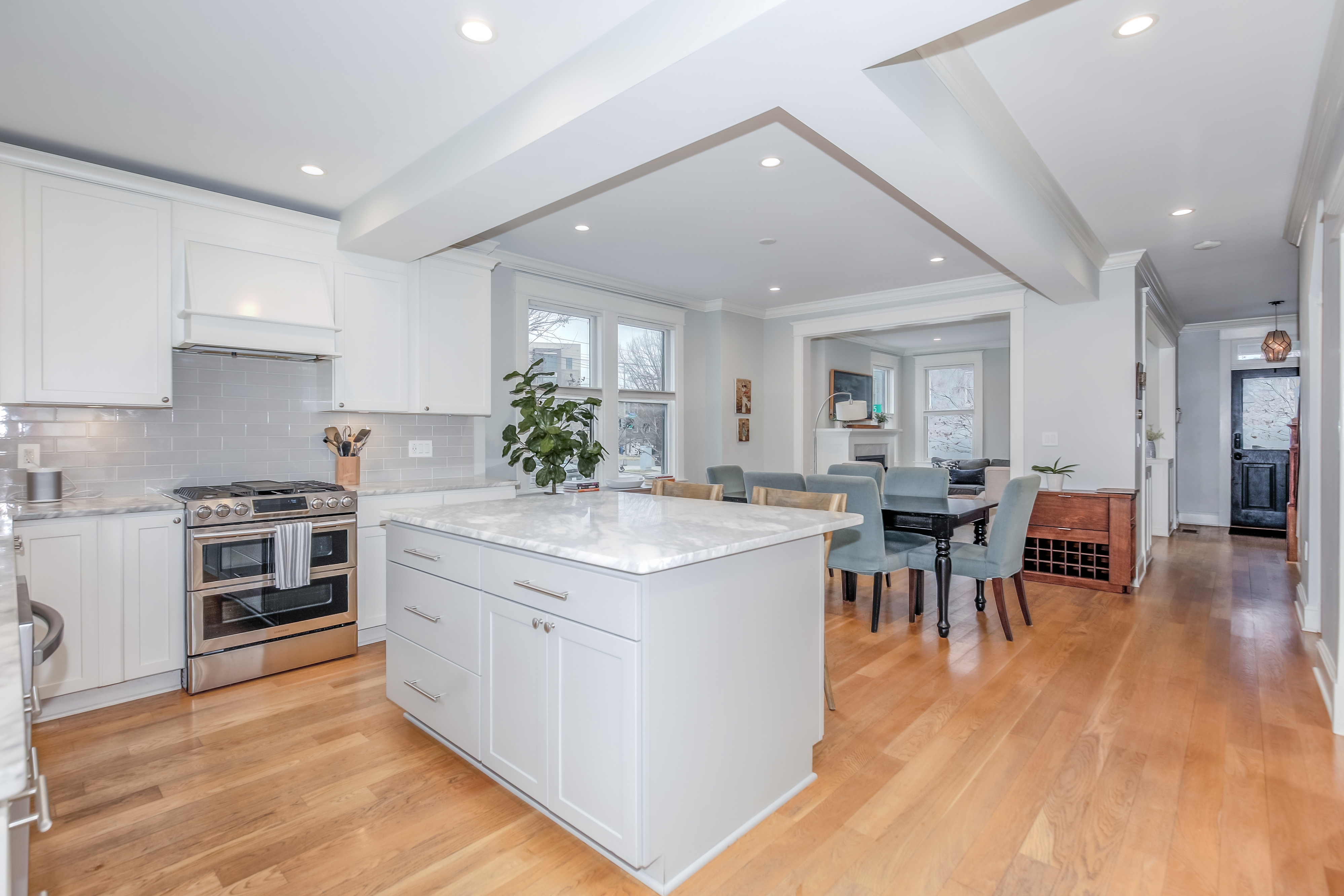 935 15th Street Southeast Washington, DC 20003 - Photo 13 of 45