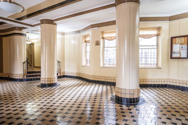 $135,000 | 2166 Bronx Park East, Unit 4K | Pelham Parkway