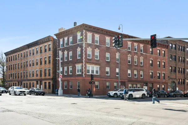 Contact Agent | 410 Harrison Avenue, Boston, MA 02118