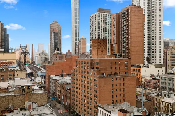 a picture of city view