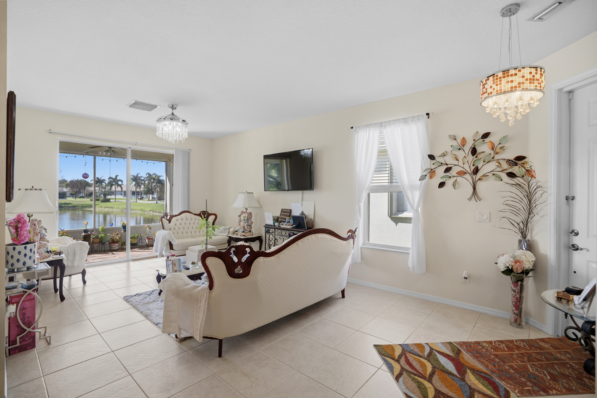 337 Southwest Maclay Way Port St. Lucie, FL 34986 - Photo 9 of 55