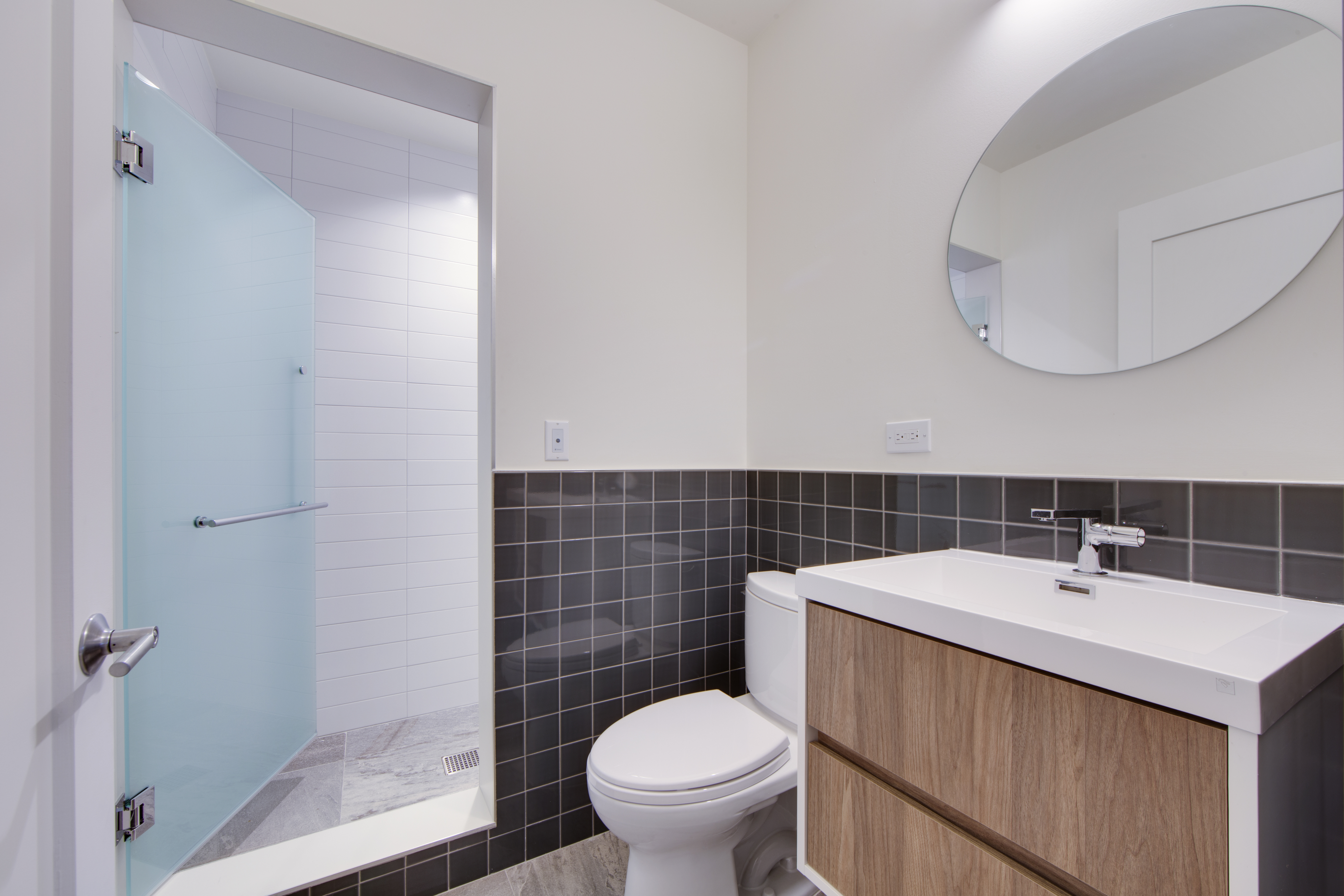 868 Lorimer Street, Unit 4A Brooklyn, NY 11222 - Photo 14 of 16