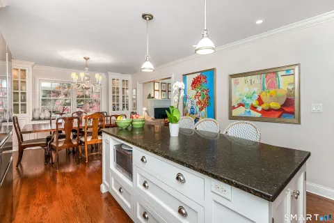 $2,295,000 | 3 Hickory Lane, Darien, CT 06820