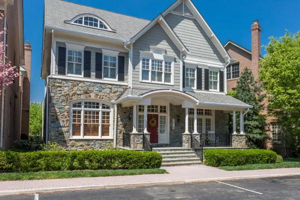 $2,599,000 | 7212 Farm Meadow Court, McLean, VA 22101
