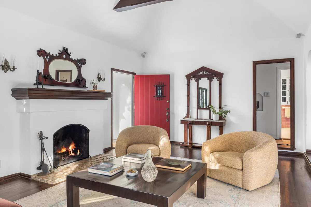 $1,849,000 | 926 Burnside Avenue, Los Angeles, CA 90036