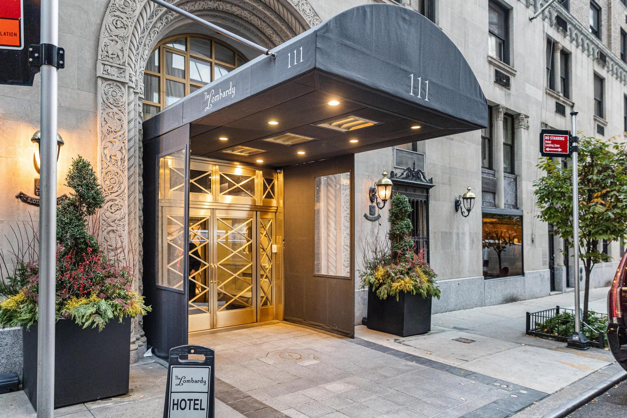 111 East 56th Street, Unit 2100 Manhattan, NY 10022 - Photo 44 of 45
