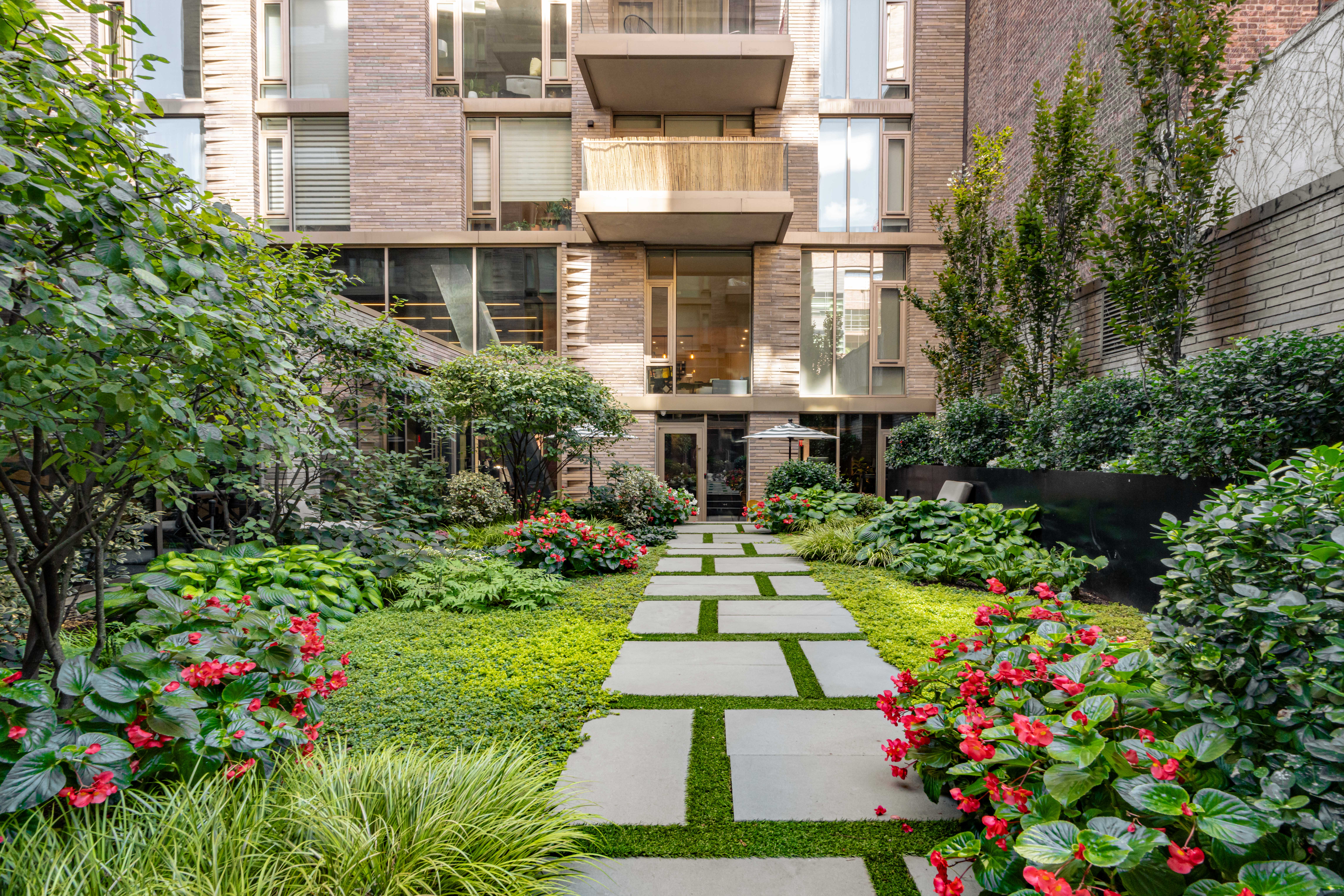 505-513 West 43rd Street, Unit 3J Manhattan, NY 10036 - Photo 9 of 15