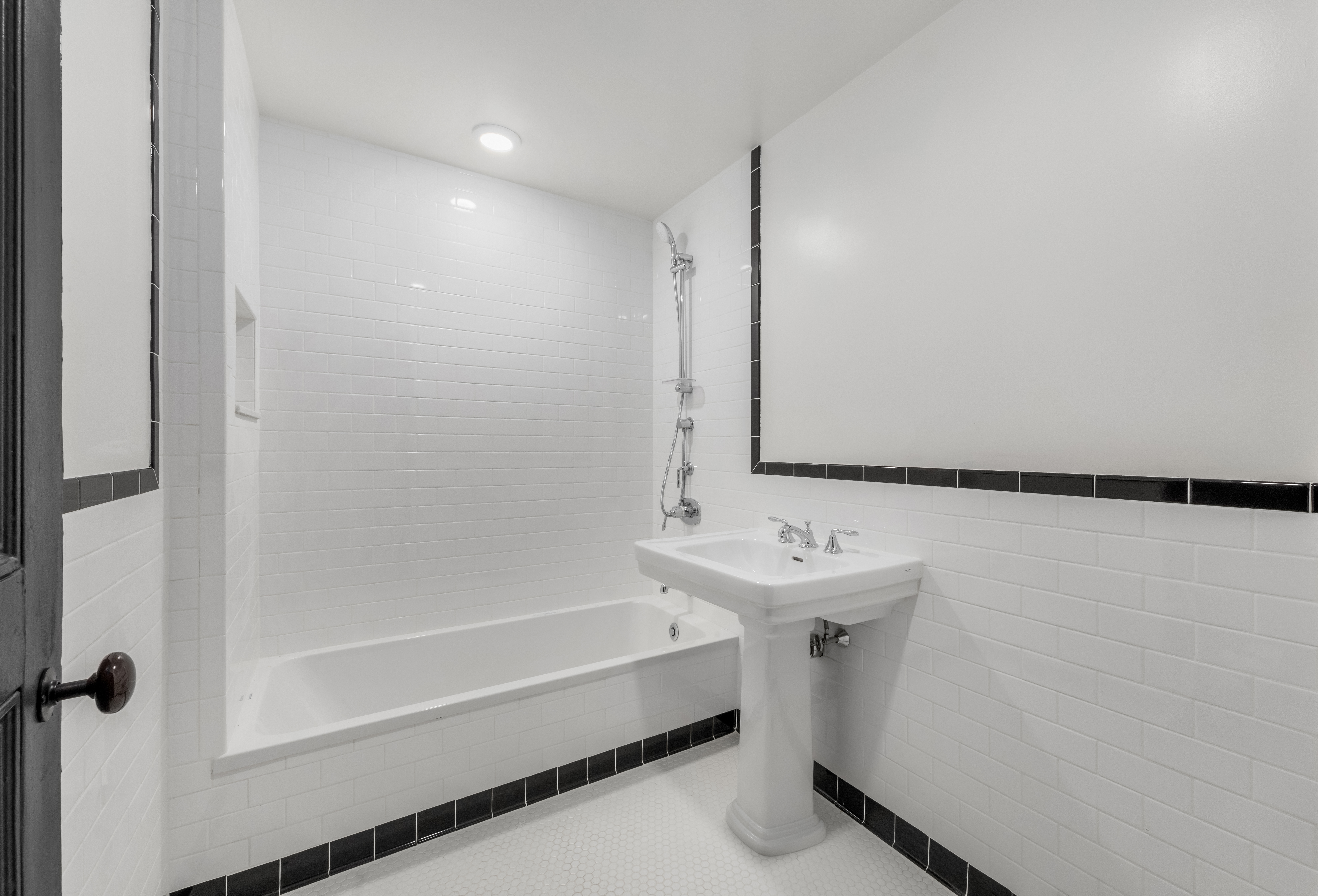 424 Macon Street Brooklyn, NY 11233 - Photo 13 of 28