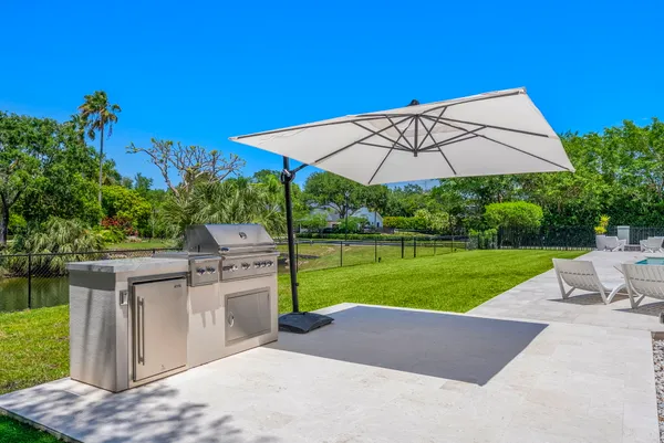$2,925,000 | 9201 Southwest 102nd Street, Miami, FL 33176