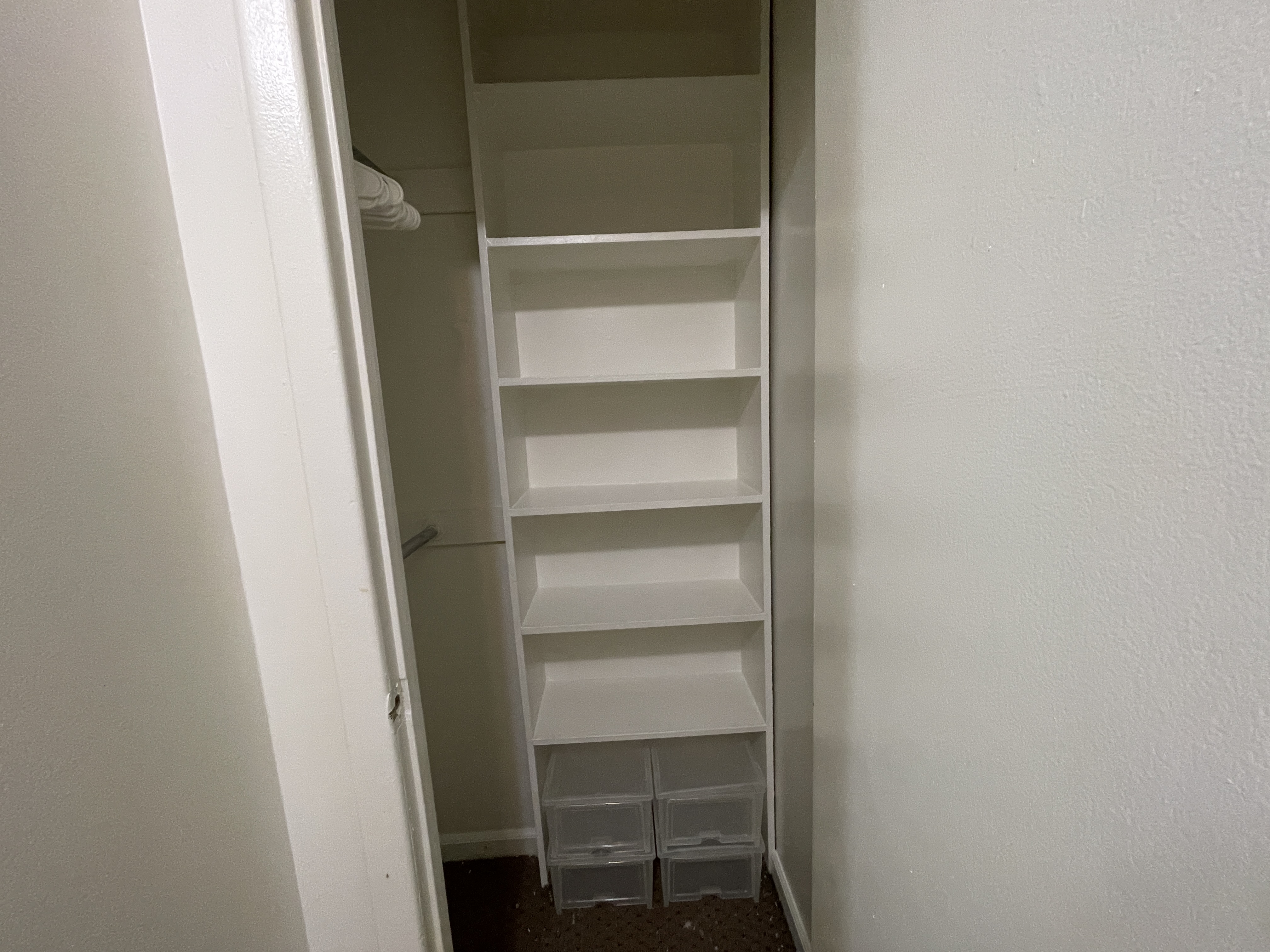 336 East 61st Street, Unit 8 Manhattan, NY 10065 - Photo 7 of 8