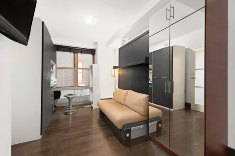 $2,900,000 | 100 Central Park South, Unit 2B | Central Park South
