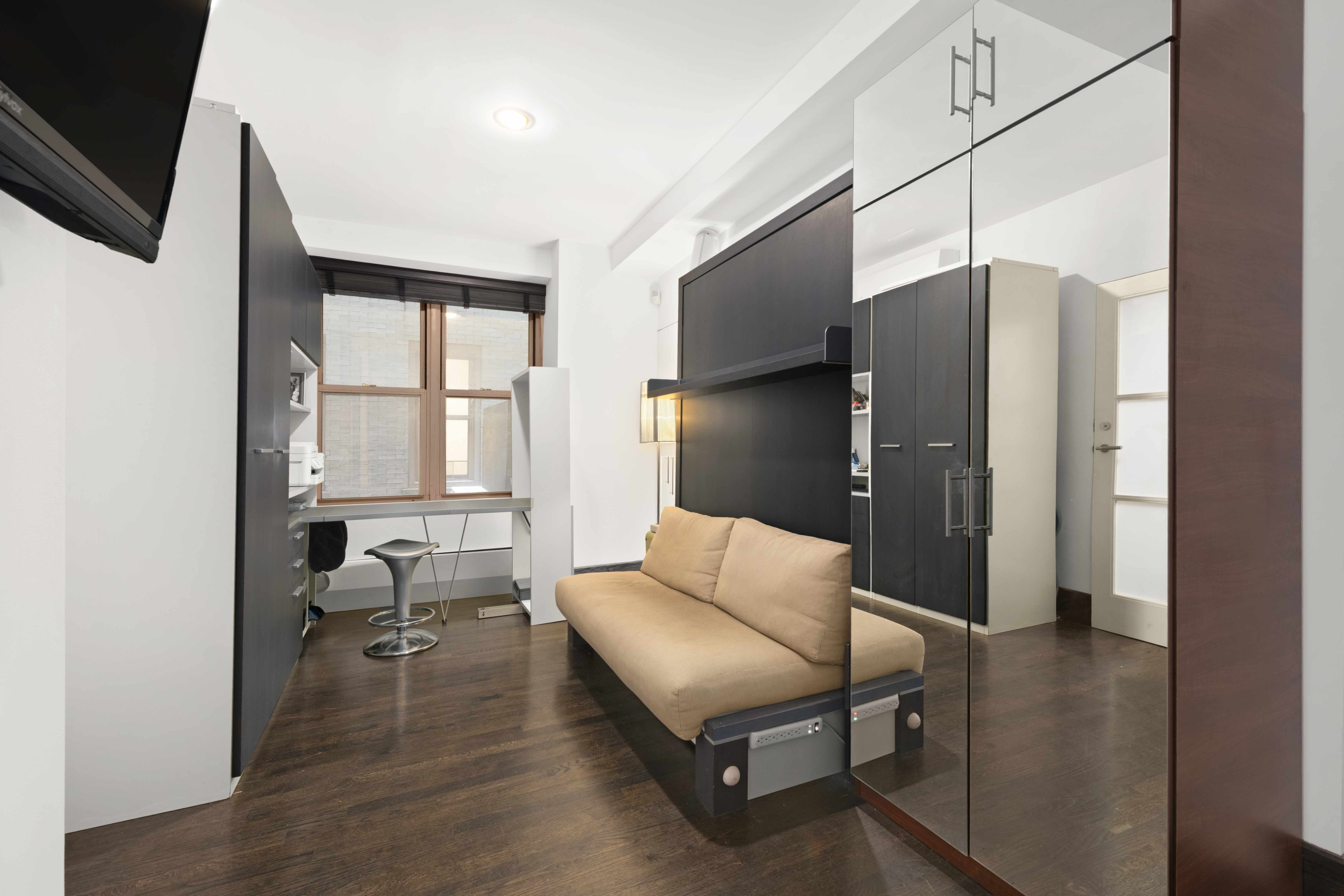 100 Central Park South, Unit 2B Manhattan, NY 10019 - Photo 6 of 8