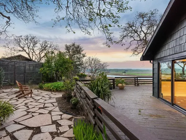 $2,500,000 | 160 Crest Road, Novato, CA 94945