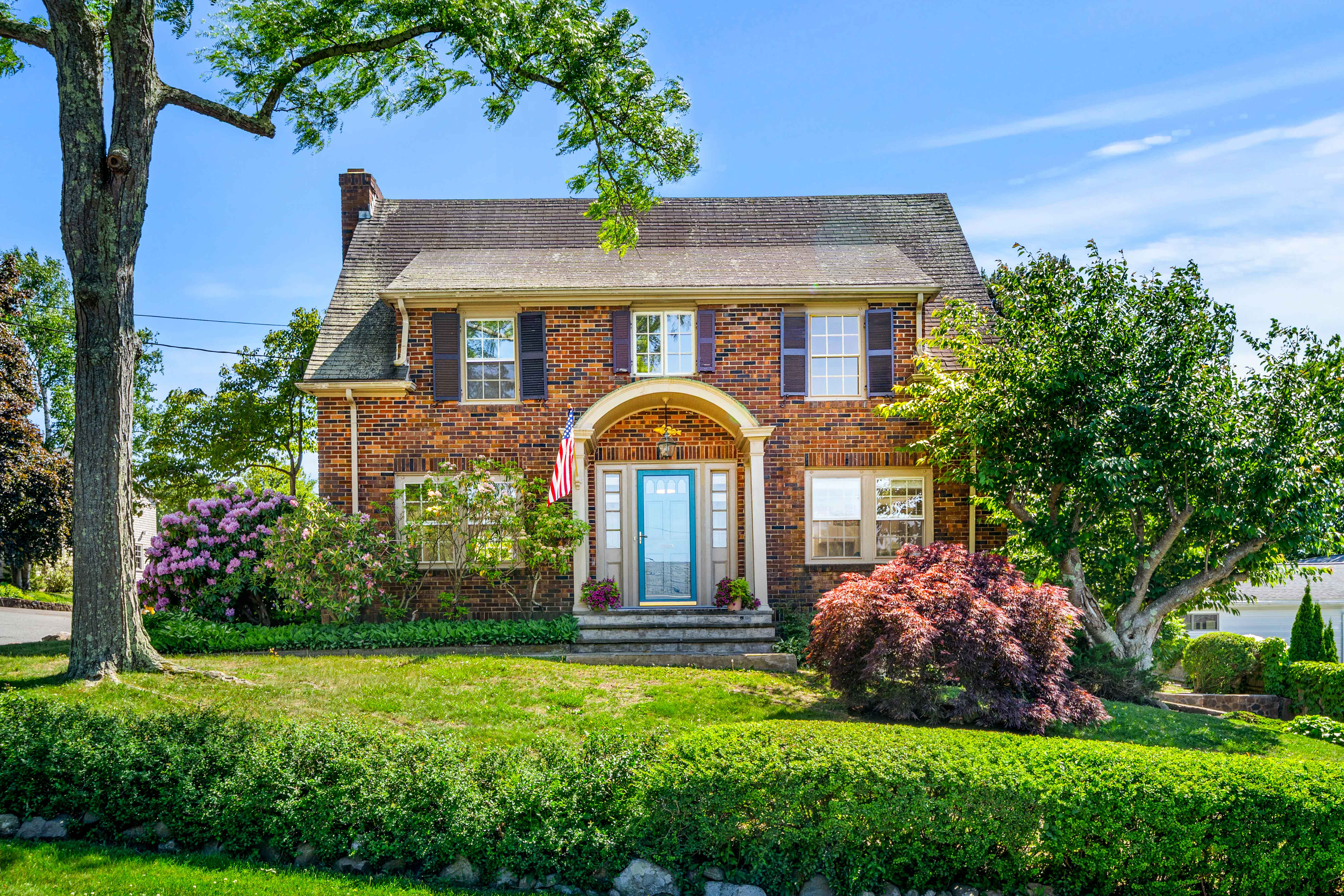 3 Vassar Road Marblehead, MA 01945 - Photo 1 of 16