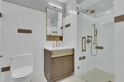 $4,950,000 | 305 East 51st Street, Unit 89B | Midtown East