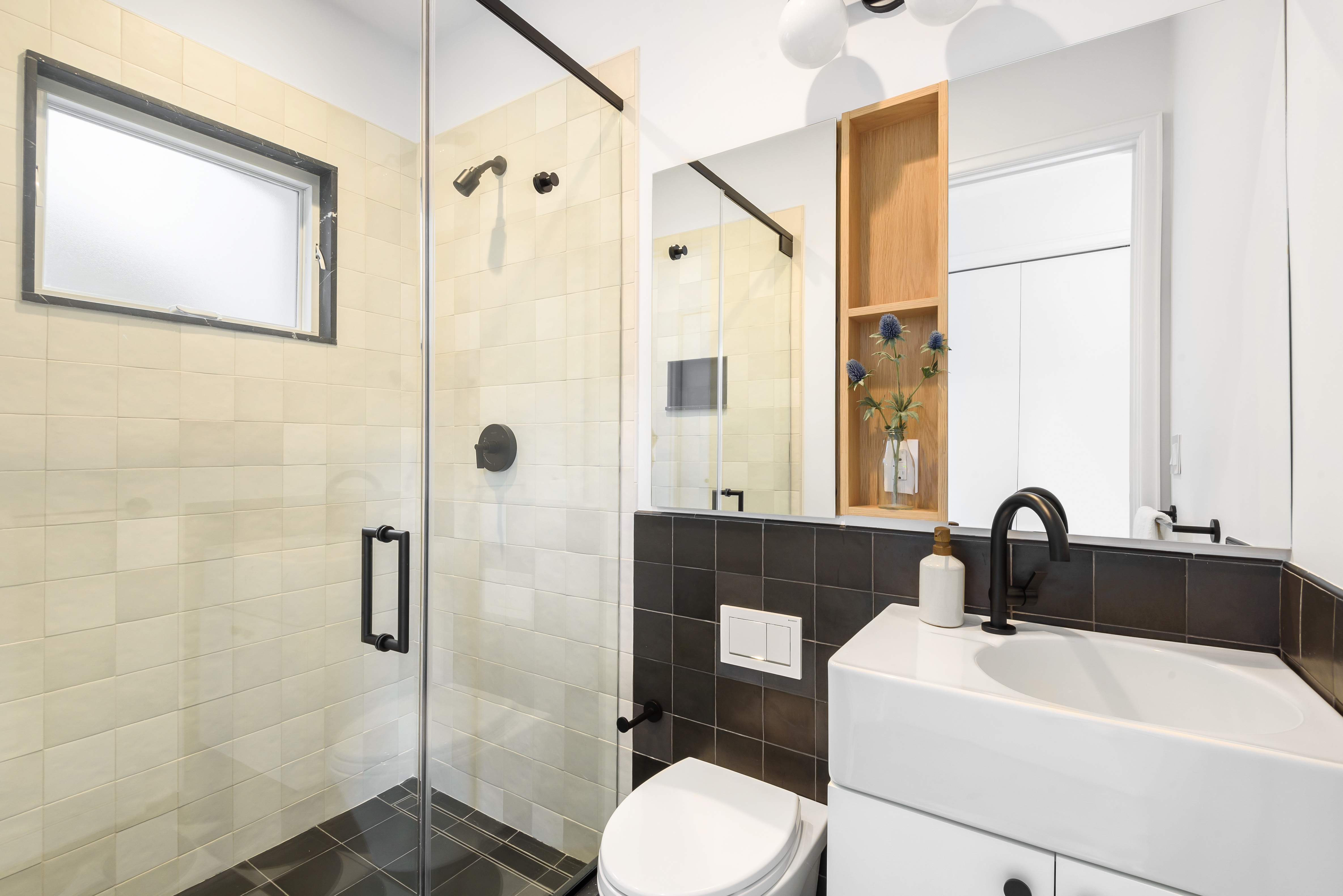 179 Devoe Street, Unit Undisclosed Brooklyn, NY 11211 - Photo 13 of 18