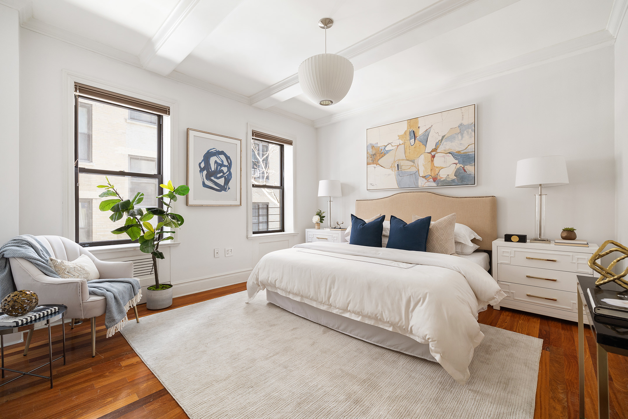 203 West 81st Street, Unit 3A Manhattan, NY 10024 - Photo 7 of 12 a bedroom with a bed and furniture