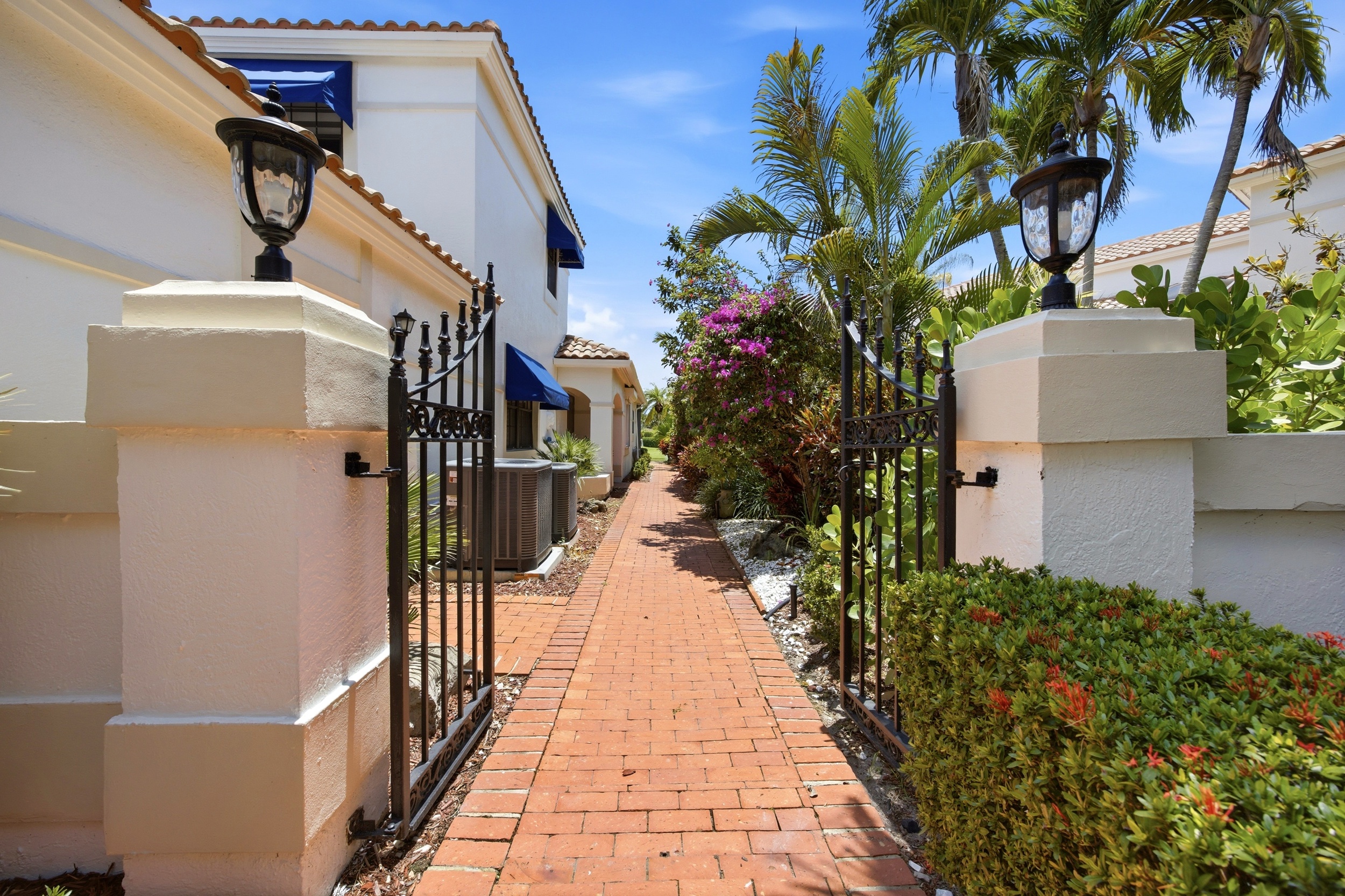 22583 Caravelle Circle Boca Raton, FL 33433 - Photo 6 of 78