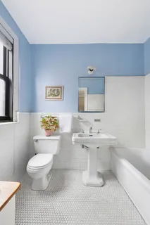$2,150,000 | 161 West 75th Street, Unit 10A | Upper West Side