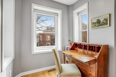 $799,900 | 313 M Street Northwest, Washington, DC 20001