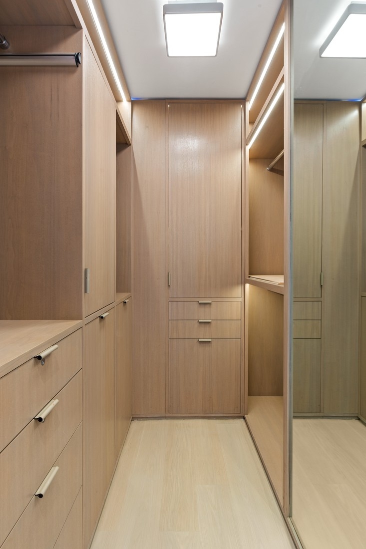 101 Warren Street, Unit 2420 Manhattan, NY 10007 - Photo 8 of 23 a bathroom with a shower and a glass door