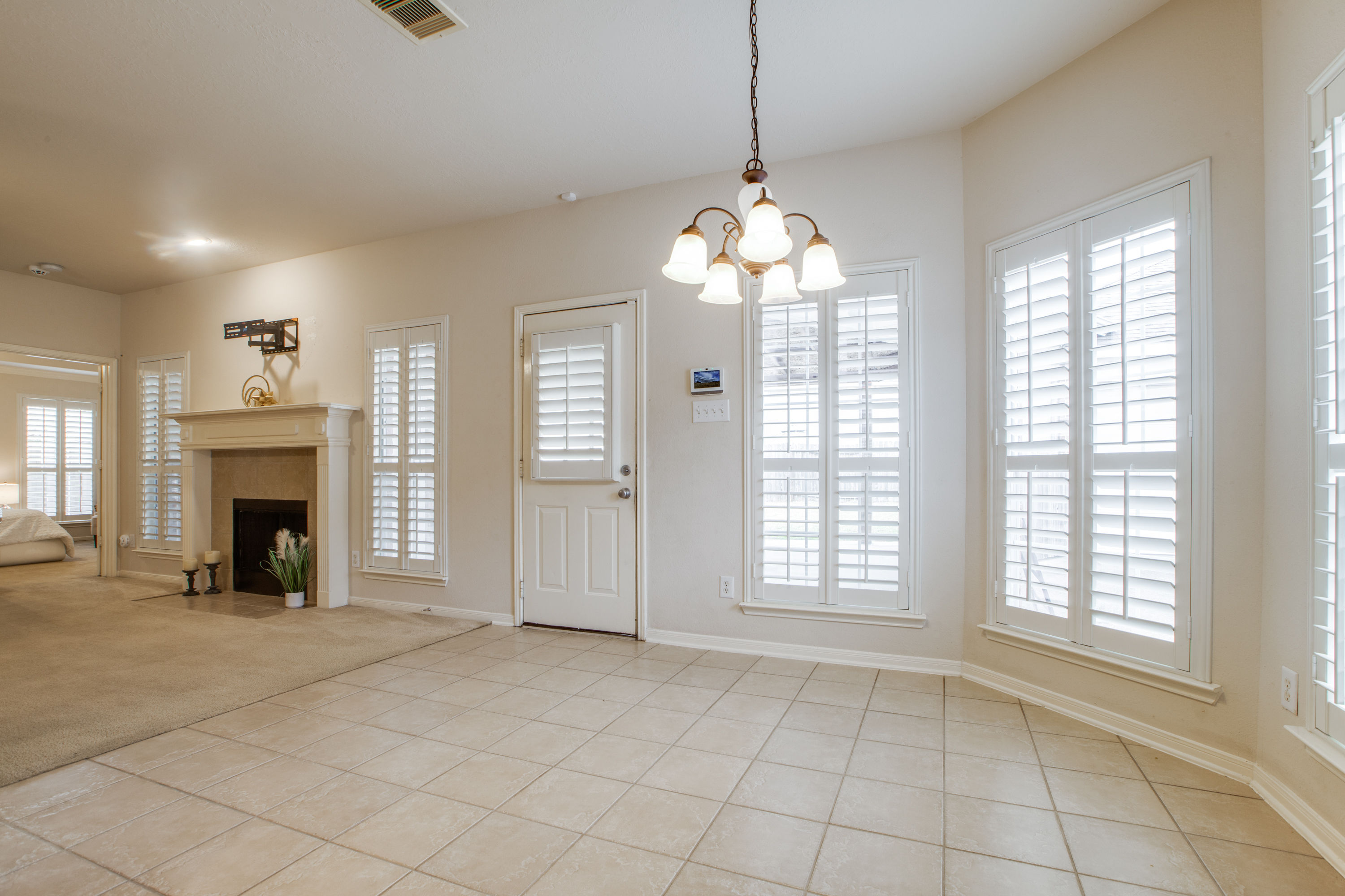 6807 Chapelfield Lane Houston, TX 77049 - Photo 15 of 36