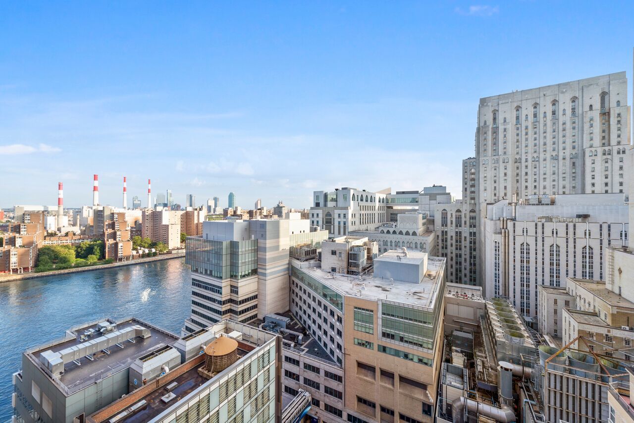 524 East 72nd Street, Unit 22D Manhattan, NY 10021 - Photo 7 of 12