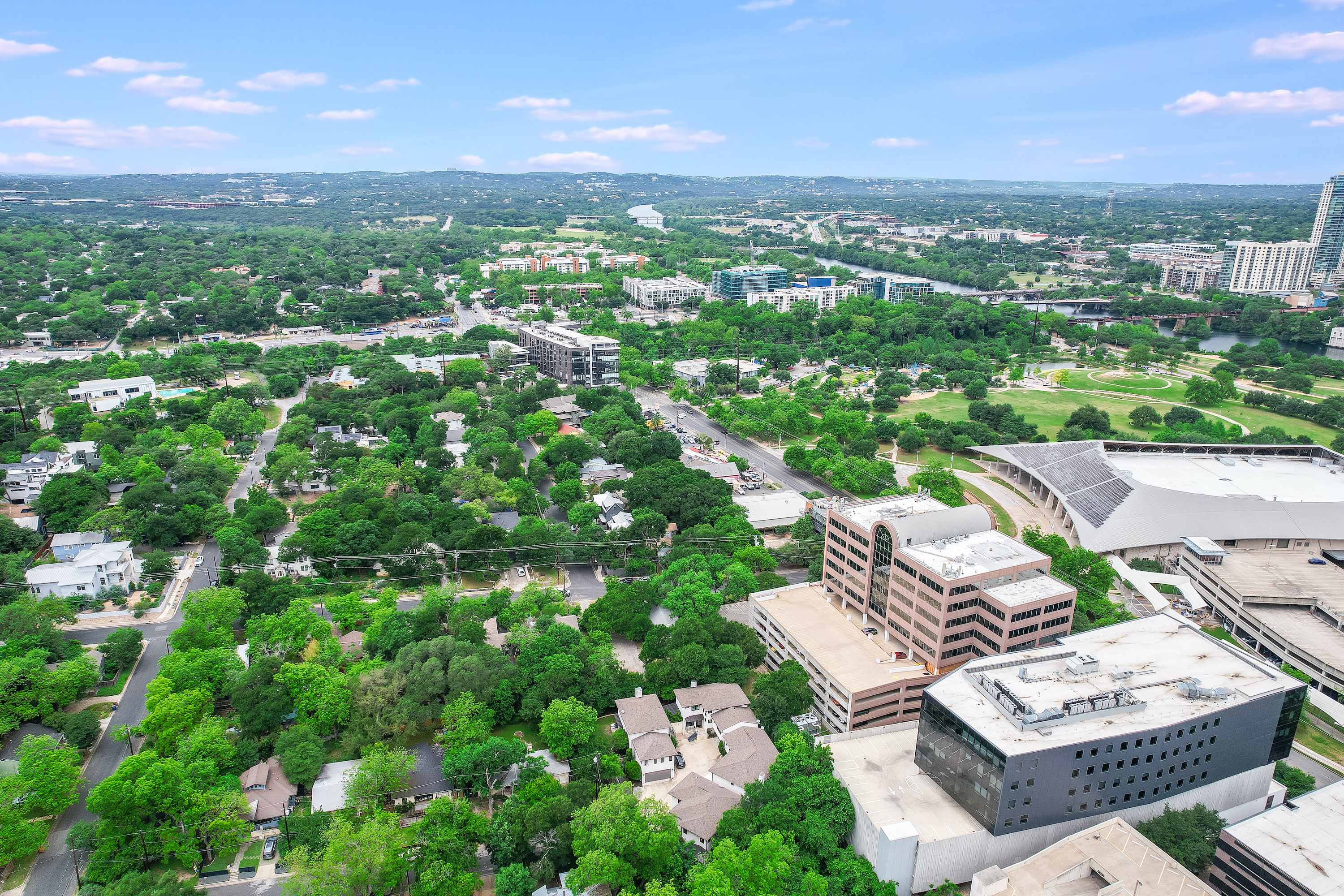 500 South 3rd Street, Unit A Austin, TX 78704 - Photo 22 of 24 an aerial view of multiple house