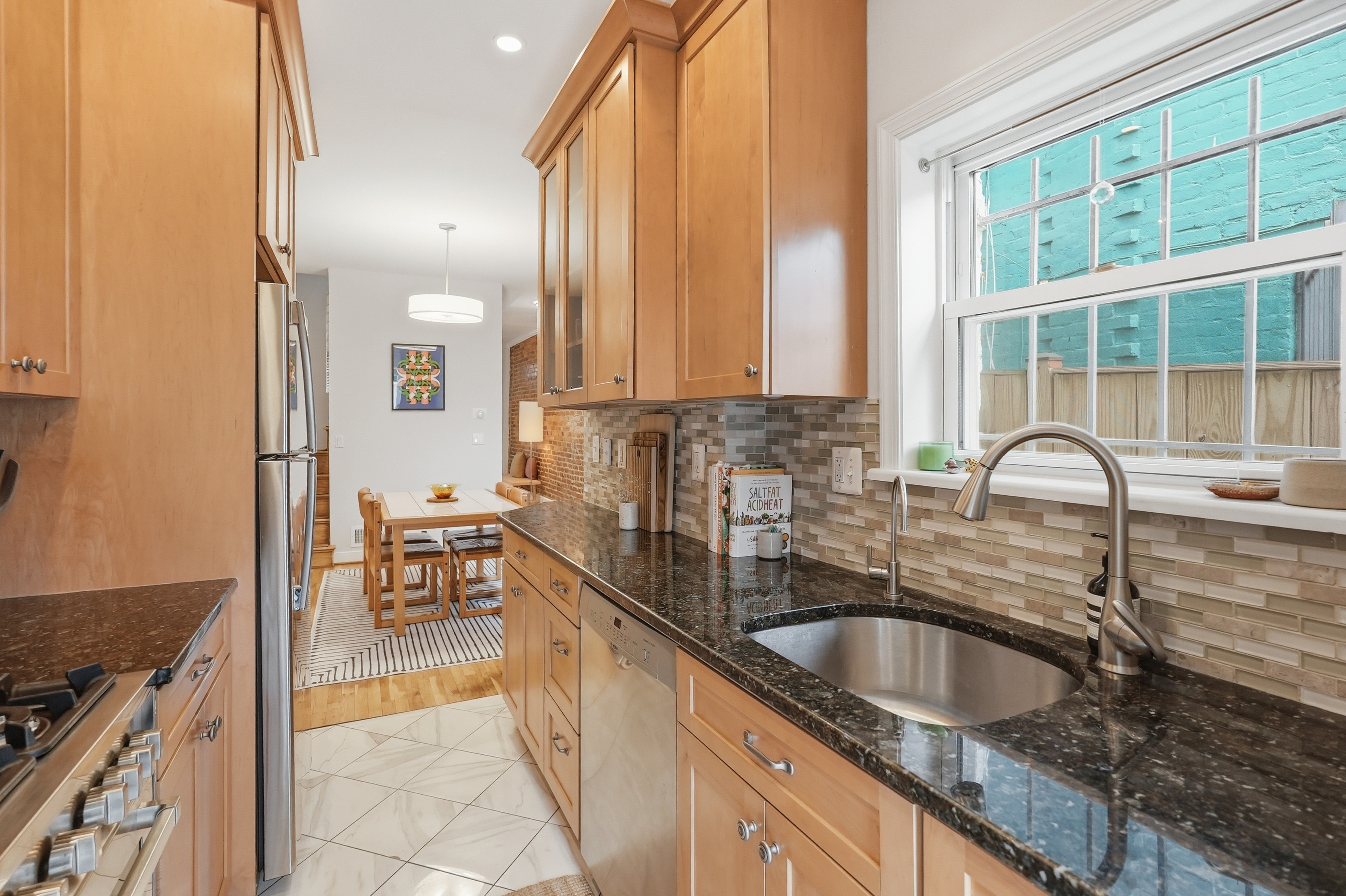 2245 12th Place Northwest Washington, DC 20009 - Photo 8 of 27