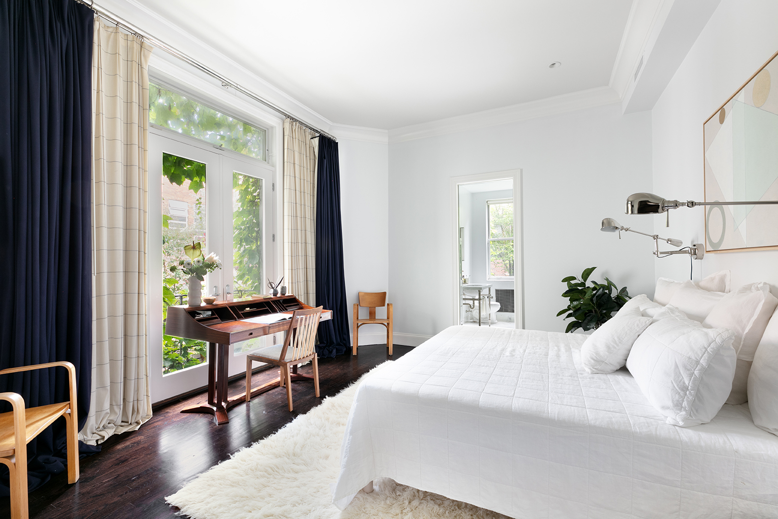 131 West 77th Street Manhattan, NY 10024 - Photo 6 of 18